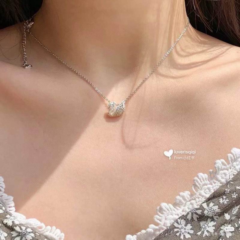 Swarovski Necklace 05lyx280 (9)